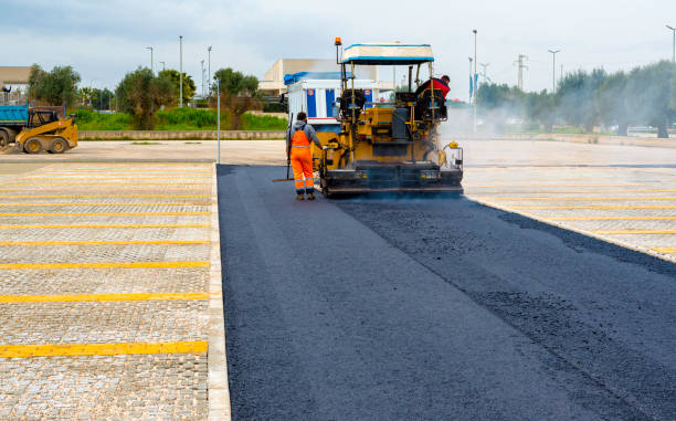 Best Residential Driveway Paver Services  in Grosse Pointe, MI